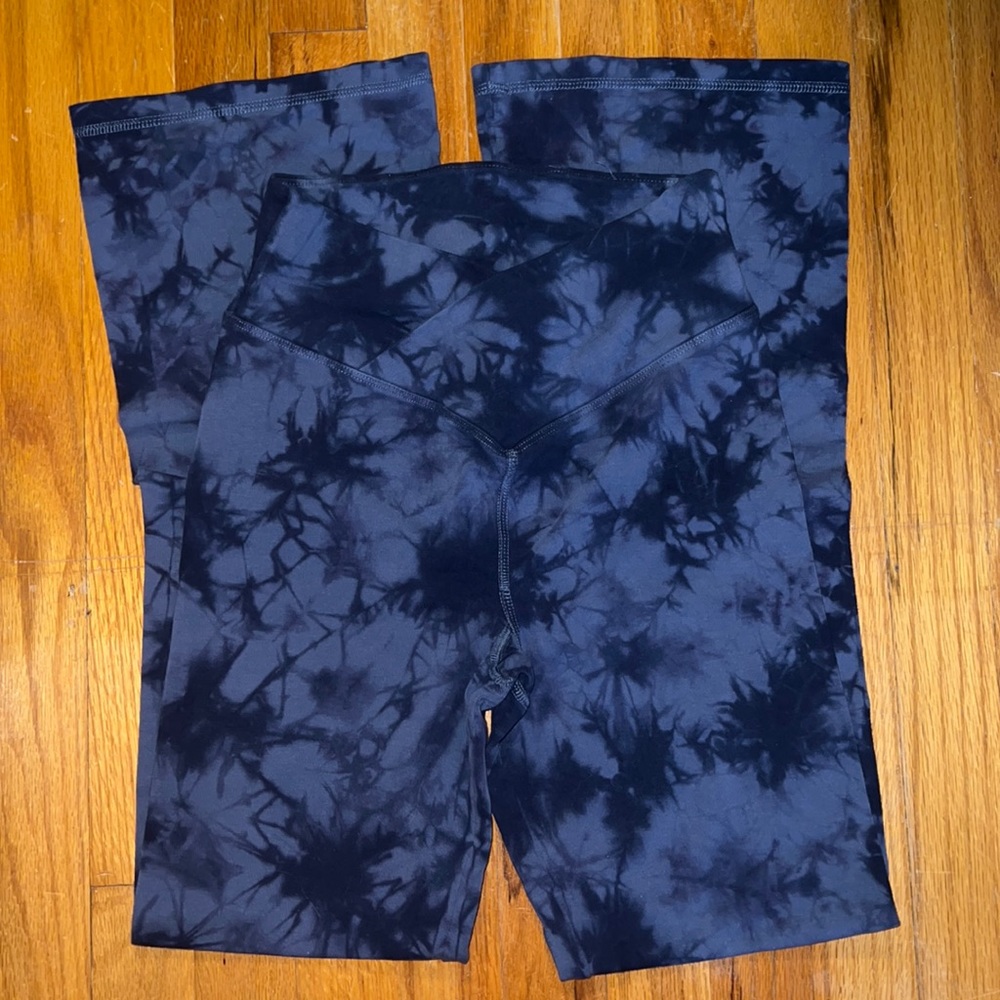 Vs pink V waist flare yoga pants